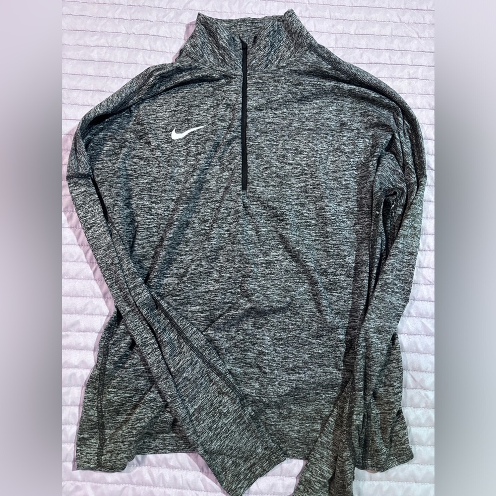 Nike Athletic Women’s Wear Quarter Zip Up